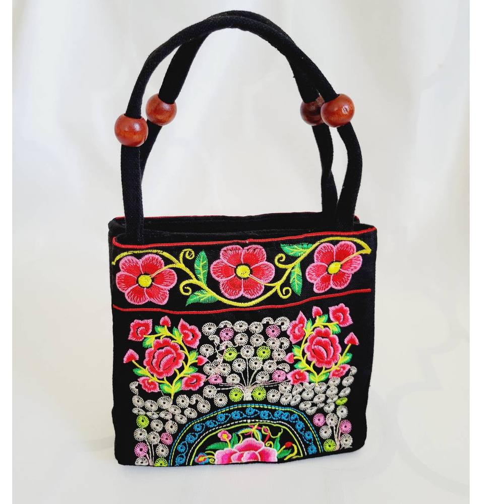 🌞Sale Embroidered Floral Handbag w/Wooden Bead Accents